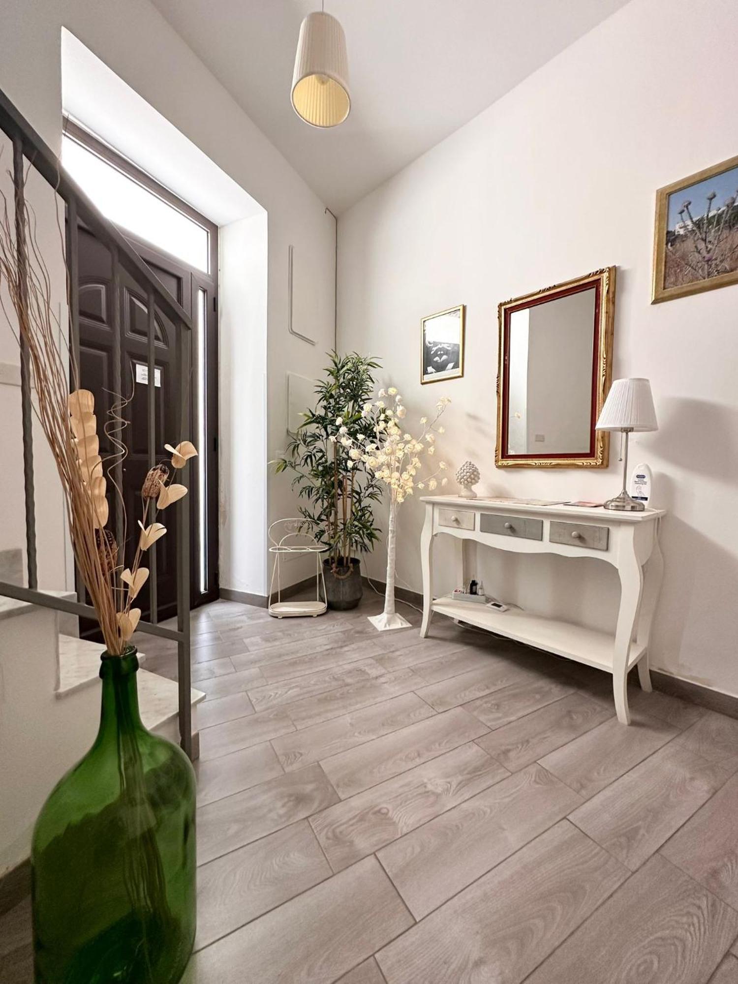 Lilly'S Home Ното Екстер'єр фото